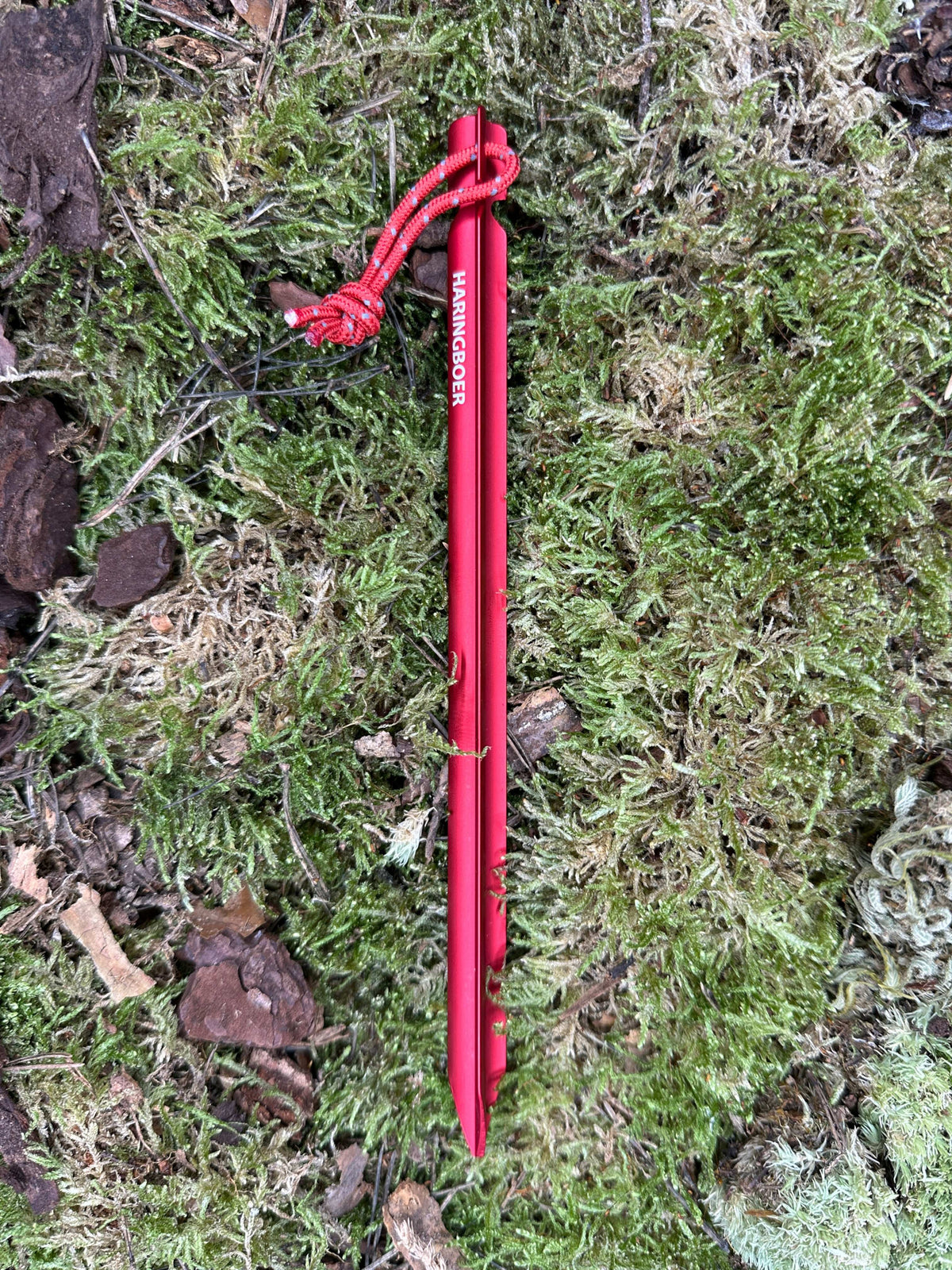 Propellerhering 20 cm aus Aluminium mit PegPull im Einsatz beim Camping
