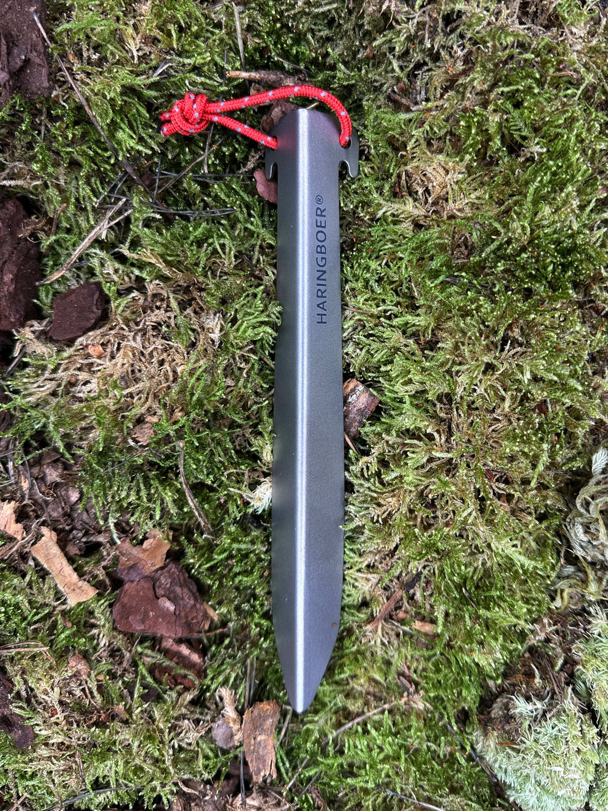 Titan-V-Hering 16,5 cm mit PegPull im Einsatz beim Camping